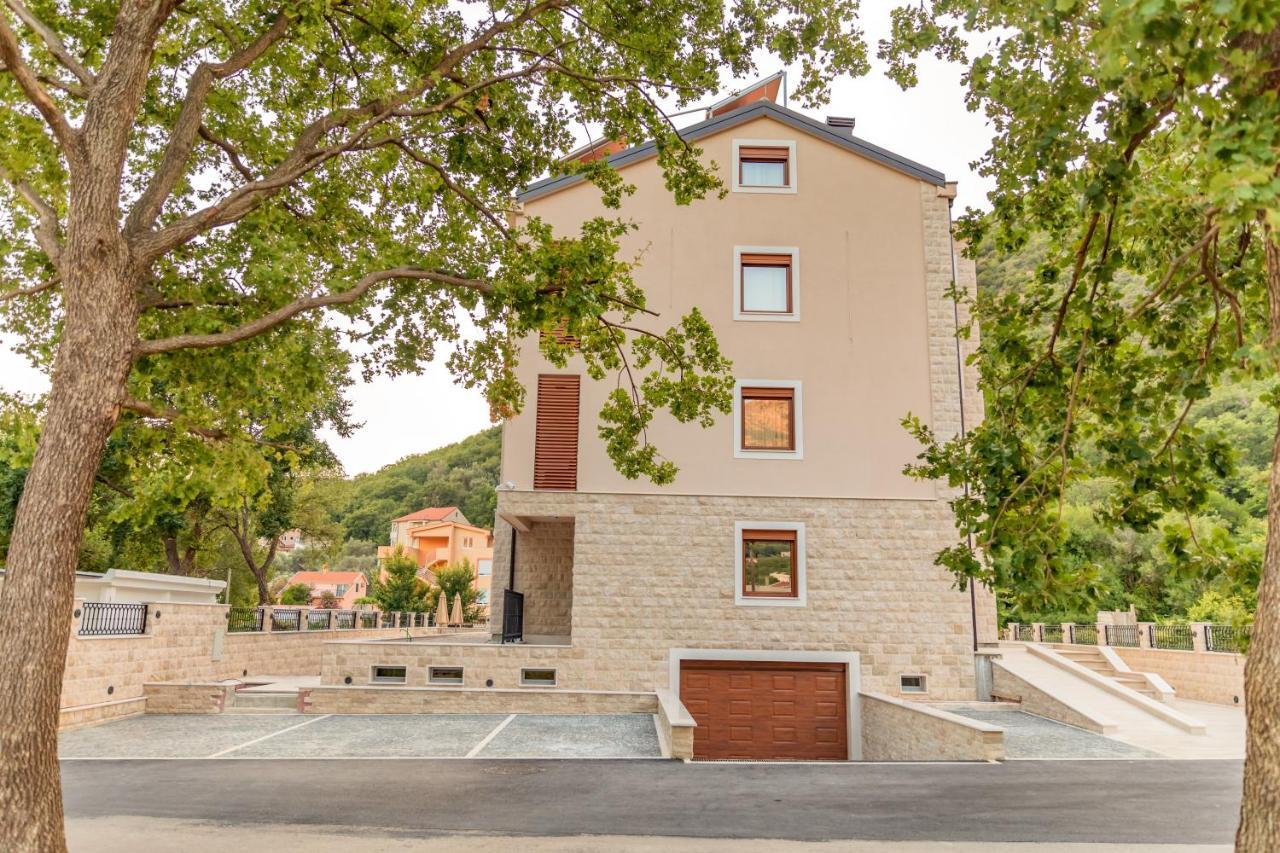 Luxury Apartments Queen Petrovac Екстериор снимка